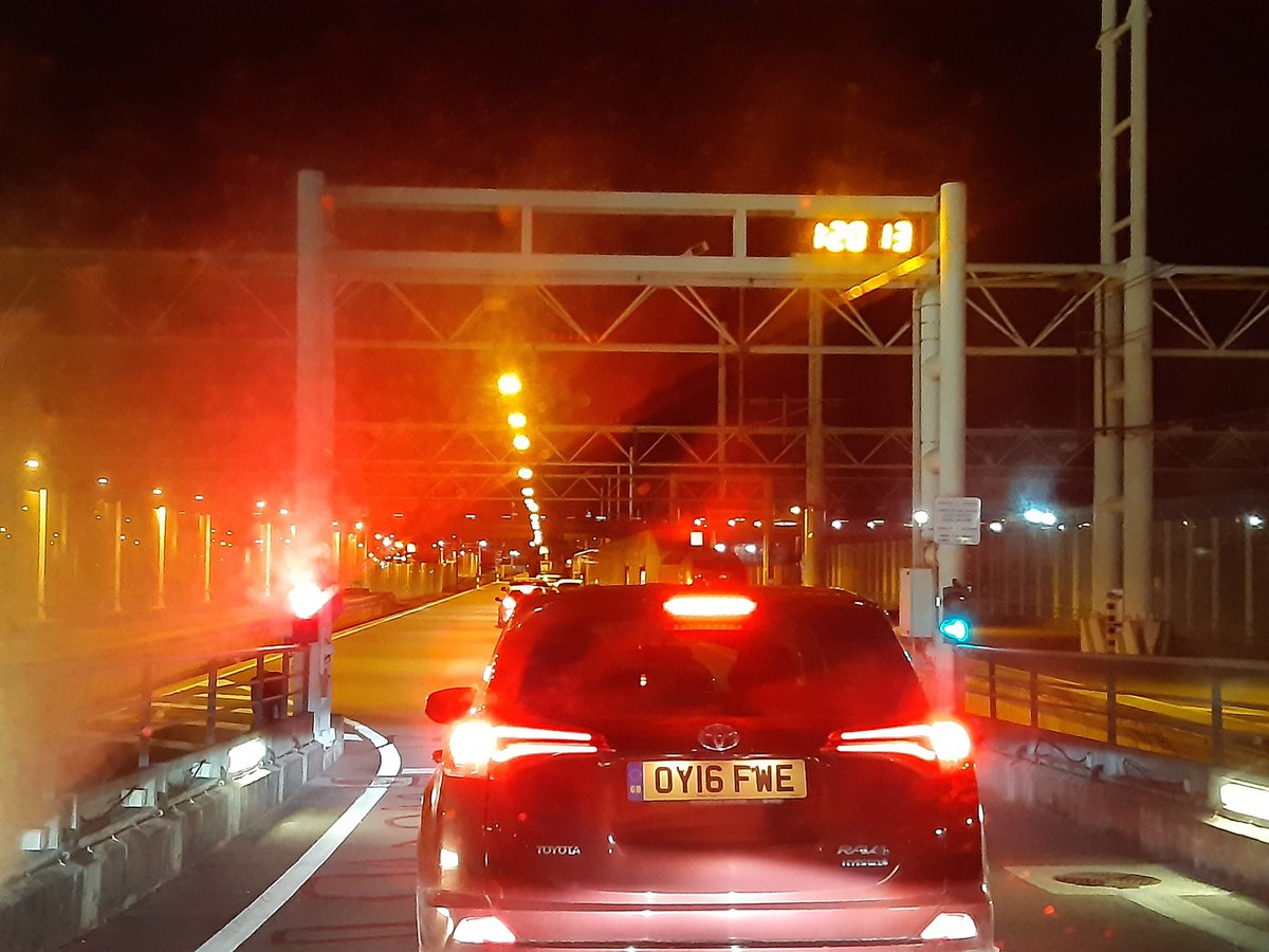 MGS_tweets's tweet photo. Scheduled departure 18:36
We are boarding at 01:20, if we leave by 01:36 it will "only" be a 7 hr delay, + 2.5 hrs of checking-in  I have been much longer than I ever wanted at @LeShuttle Calais #longdelay #eurotunnel 
The worst: the complete lack of information #poorservice https://t.co/0vjilSr3Nk