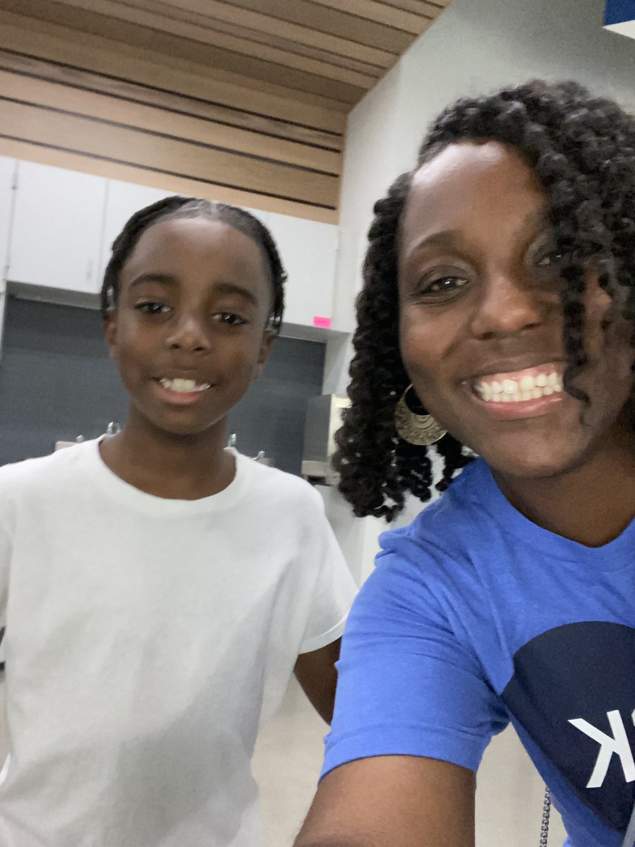 MsBevHampton's tweet photo. Waiting for our kiddos to come see their new learning spaces! Look who came back to say hello @miss_tee21! https://t.co/KveWiBeIP1