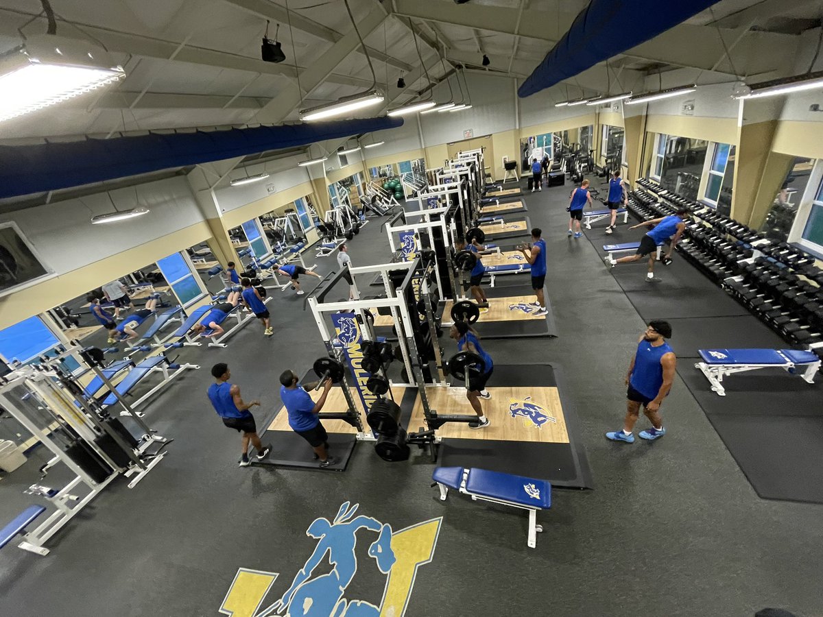 MuleriderHoops's tweet photo. First Team Lift ✅ 

#LetsRide https://t.co/g9yIgBFKoR
