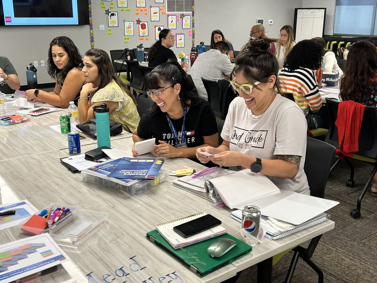 Jessica Warren tweet media