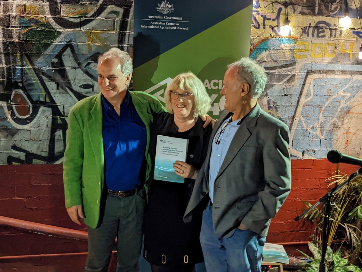 GlobalLandcare's tweet photo. The book is finally here: Building Global Sustainability Through Local Self-Reliance: Lessons From Landcare 
showcases practical capacity building in action globally 
The book is Free at 
https://t.co/WiBSC75gva
#globallandcare #landcare #Subsidiarity https://t.co/uDaFJjaiPO