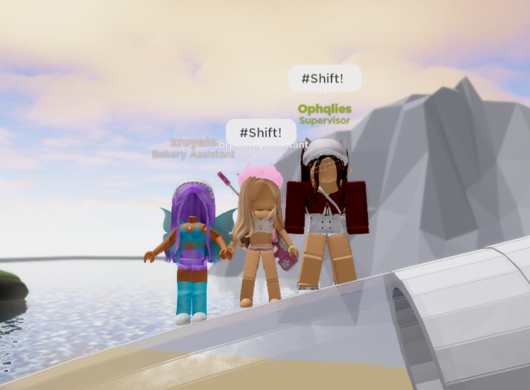 KistoRoblox's tweet image. 💫| The recent shift hosted by one of our wonderful Corporates has been concluded! The bakery is always open, why not head down and order a Bubble Gum Milkshake? Sounds delightful to me!

📸Credits: chIoebot
#kisto #kistoroblox #roblox #robloxcafe