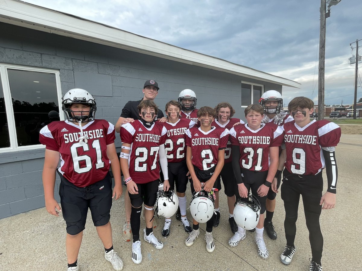 Southside_FBall's tweet photo. Some of our Junior High Panthers!! #HYPER https://t.co/mAN6gOa3wz