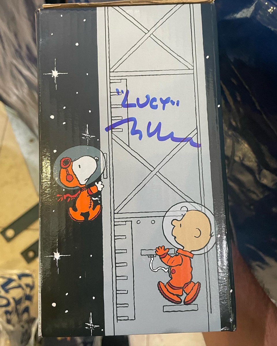 HtownBobbles's tweet photo. Raffling an autographed Snoopy Bobble on my Instagram!! Go check it out, $5 spots!!! #LevelUp https://t.co/VPPzR4J0fQ