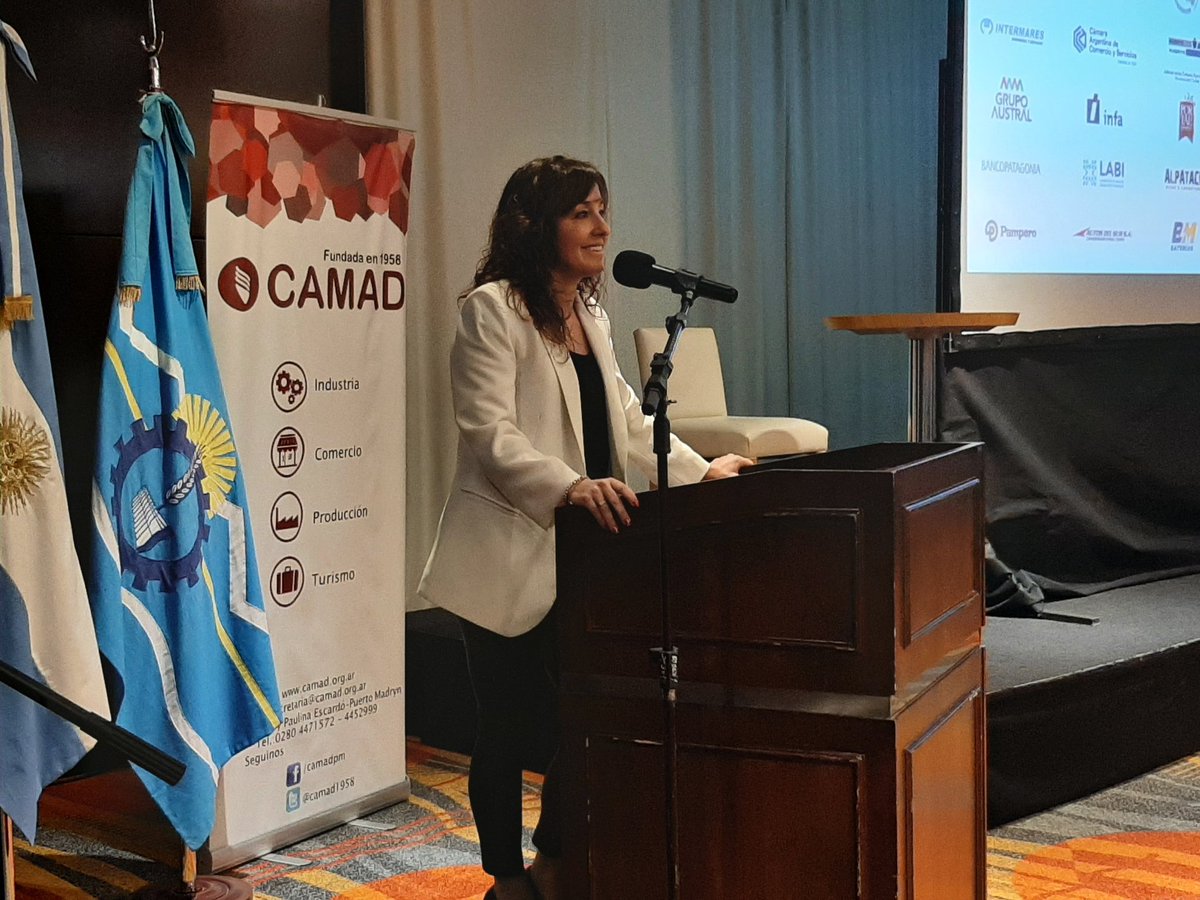 ConcejoMadryn's tweet photo. La viceintendenta Noelia Corvalán y el Sec de Gobierno, Martin Ebene, participaron -junto a Pablo Tedesco (CAMAD #Madryn) , Guillermo Dietrich (Vicepresidente de CAMAD Arg) y el Ministro de Agricultura, Leandro Cavaco-, del acto por el 64° Aniversario de la #CAMAD https://t.co/uH23AJIufi