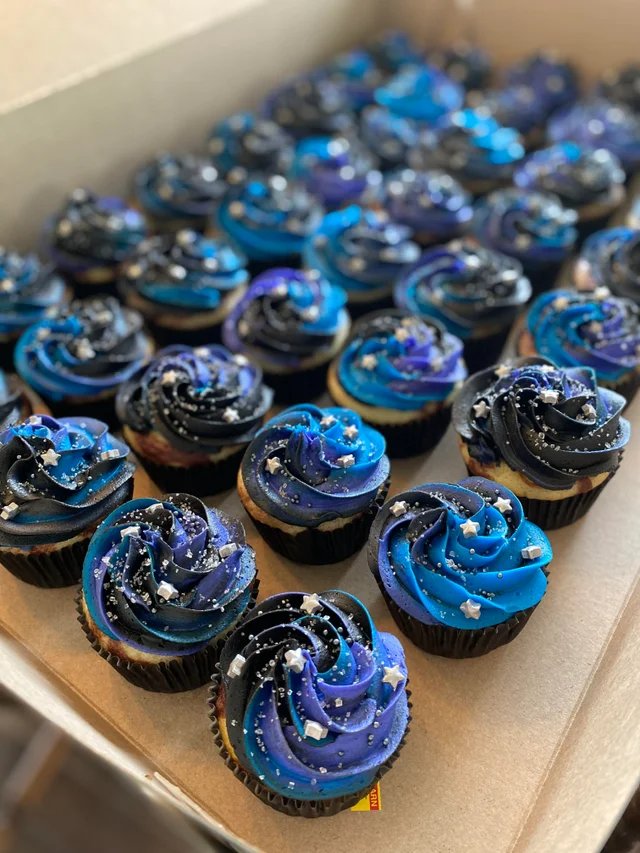 fsmidou's tweet photo. =͟͟͞͞:🐣 ˒ — ¡Al fin se cumplen #2YEARSWSTZ👾🎂! Es hermoso poder ser parte de esto, me siento orgulloso por todo este camino recorrido, y si bien entré lueguito, me hicieron parte de la familia inmediatamente. Sepan que los amo mucho astronautas. 💛 https://t.co/xKcr9iUkfE