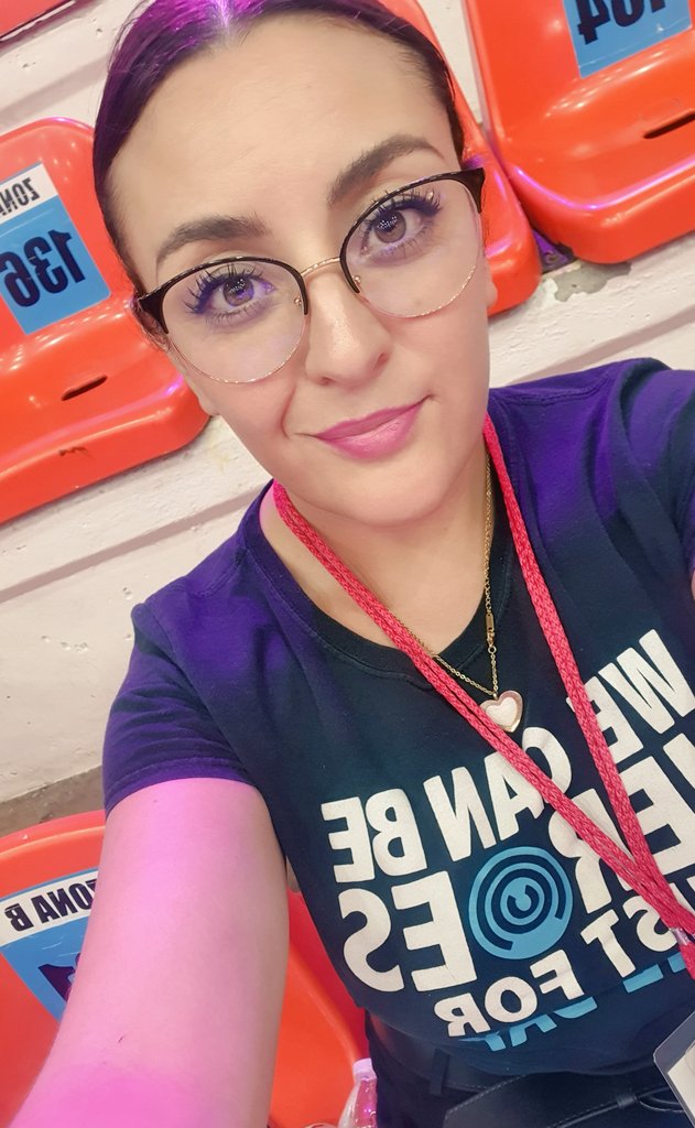 Adri_jama's tweet photo. Trabajando andamos. 🏀⛏️🧡
#PlaterosDeFresnillo #LNBP #MeteoraStudio https://t.co/ge302093HW