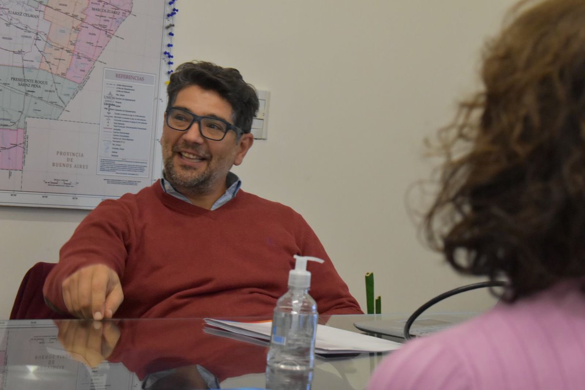 Litobevi's tweet photo. Agradecemos a las autoridades chaqueñas, Beatriz Bogado y Marcos Dignao, por la visita, a los Sub Directores, Diego Almada y @JoseMPeraltaInt y al Coord. del FOMEP, Luis Alberto Castro por sus aportes y al Decano @GabrielSuarezF, por sumar su mirada técnica al encuentro. https://t.co/D1veNl1Ejf