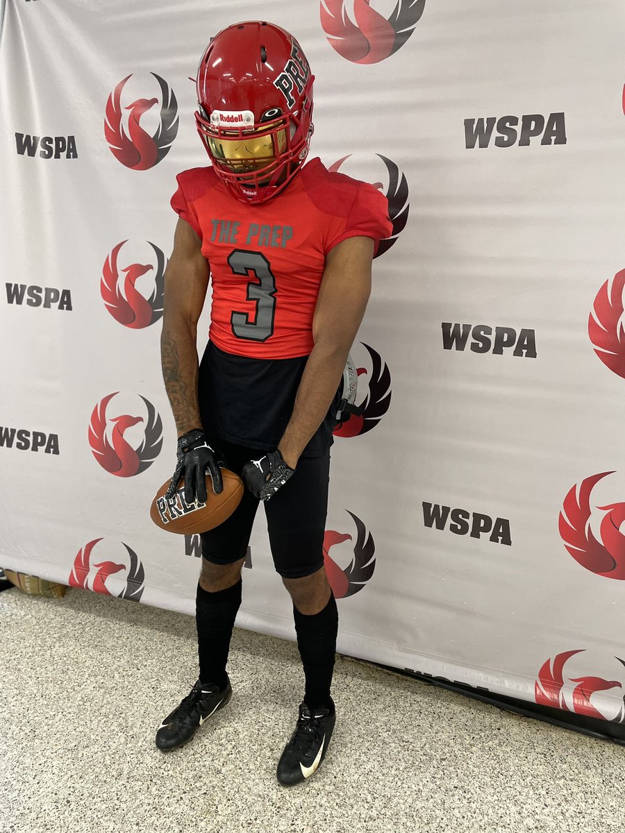 wspafootball's tweet photo. Best WR in the city! @AreionMatthews #weareprep π―ππ₯β€οΈ AM3 π°π΅π² https://t.co/gqANXWLu0m