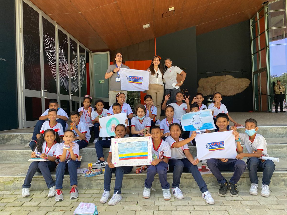 adriarizapardo's tweet photo. Tuve una Semana Técnica de Geología, Ingeniería Geológica y Geociencias algo movida con 1) presentación de petrografía de muestras Antárticas @CCO_Antartica 2) taller Antártico con niños @ApecsColombia y 3) panel de líderes de la @acggp_energia https://t.co/QtQ6ZFJlzY