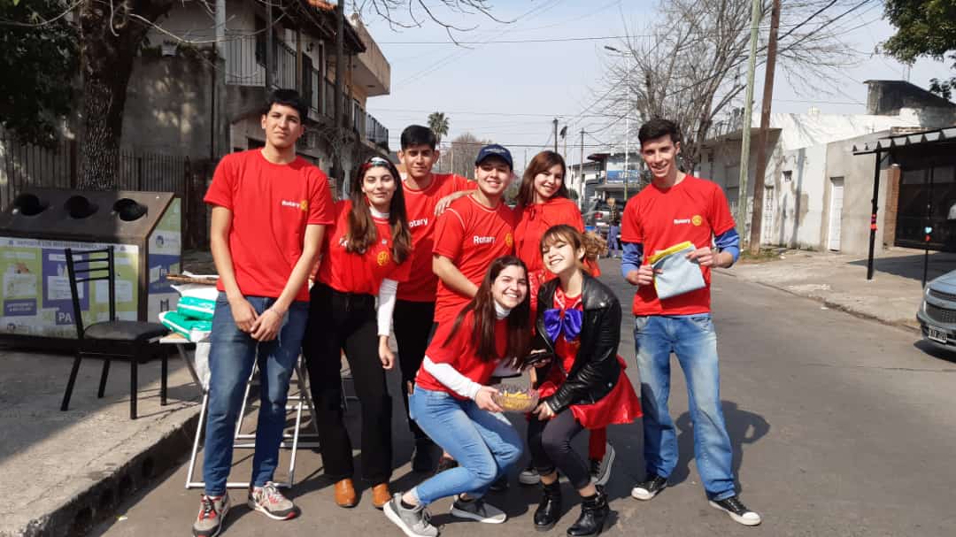 Un poco de lo que fue nuestro festejo del día del niño en conjunto con esta gran familia.💖⚙
Elegir hacer servicio es tener la recompensa en cada sonrisa💫❤. <a href="/Rotaract4905/">Rotaract 4905</a>
