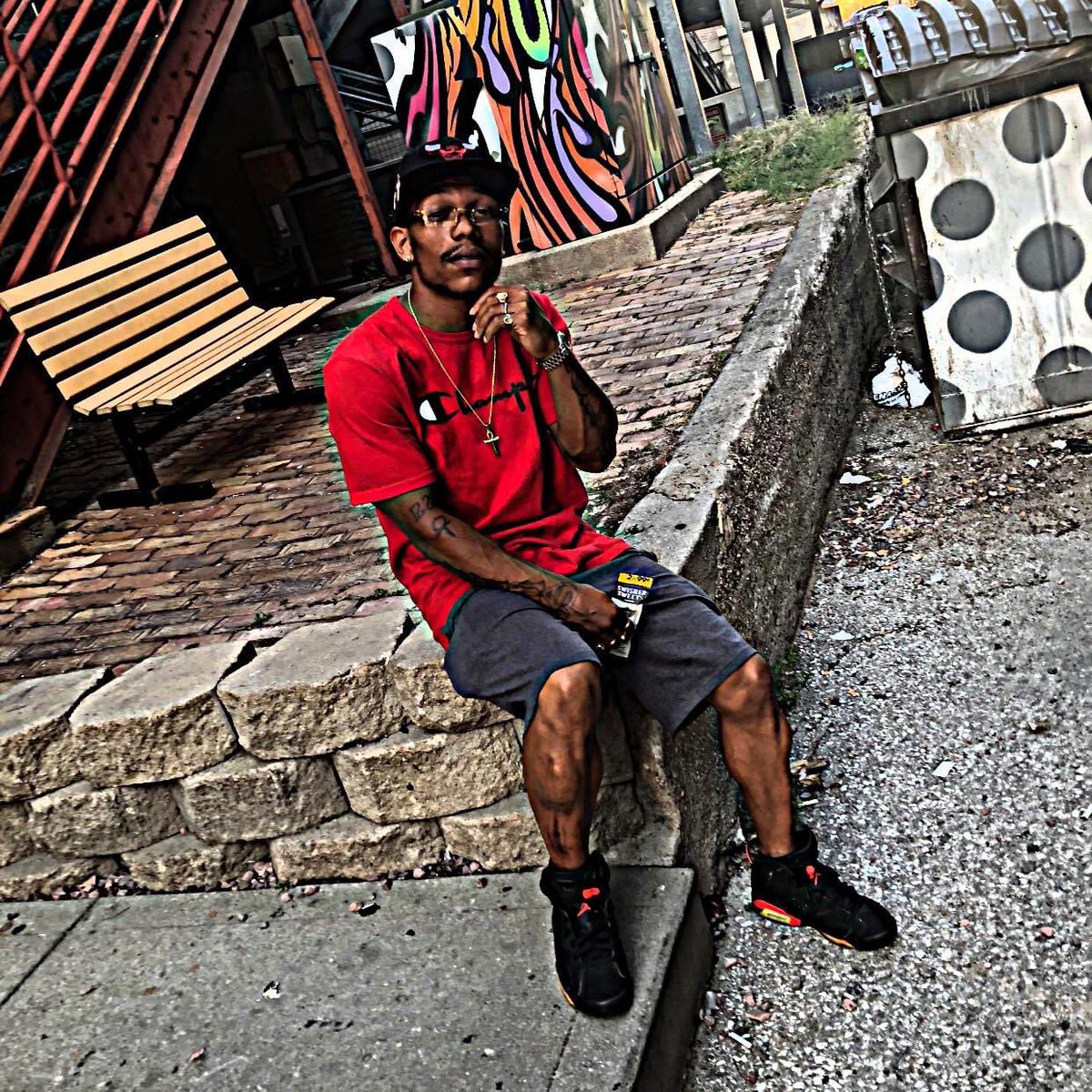 SmoovYungBrutha's tweet image. The artist sees what others only catch a glimpse of. 👨🏾‍🎨🎨🌆
#REALSaliva🦁 #puremotivation❤️‍🔥 #DaSmoovWay💱