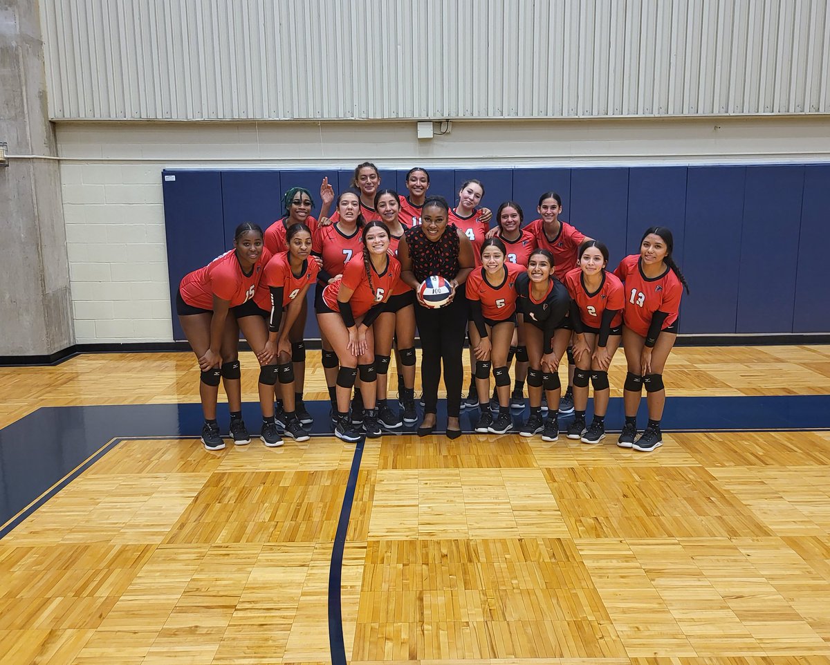 CoachGB213's tweet photo. Huge Shout Out to our @stevens_vb Head Coach Shelby Burton on her 100th Victory!! Super proud to apart of crew..  @NISDSTEVENS @FalconsAth @JPS_DFB @hinojosa_david #WinWinWin #PlayinFalconVolleyball https://t.co/DZY2UCrXap