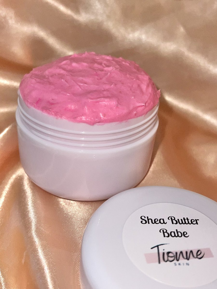 Shea Butter Babe is a Shea butter based body butter that is for everyday use as a moisturizer

It melts into your skin, adds a glow to skin and it softens skin that may feel rough 

Pictured is Shea Butter Babe in the color Pink 

It can be applied on damp skin or dry skin!