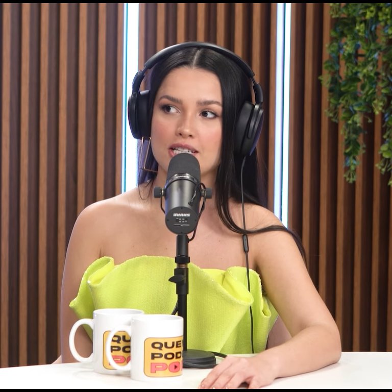 centralreality's tweet photo. Juliette fala sobre convite pro clipe Morena

"Eu queria ser conhecida por Juliette, não por ser a morena de Luan Santana... A sociedade tenta muito resumir a gente a homem. O homem às vezes nem tem culpa, mas é uma tendência que você precisa ter um macho para ser bem sucedida” https://t.co/7fJZEDjazp