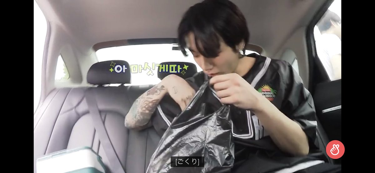 btsjinkun's tweet photo. 企画よりも食事なの本当にいい加減にしろwwwwwwwwwwwww（訳:可愛い） https://t.co/e1t61VdfaZ