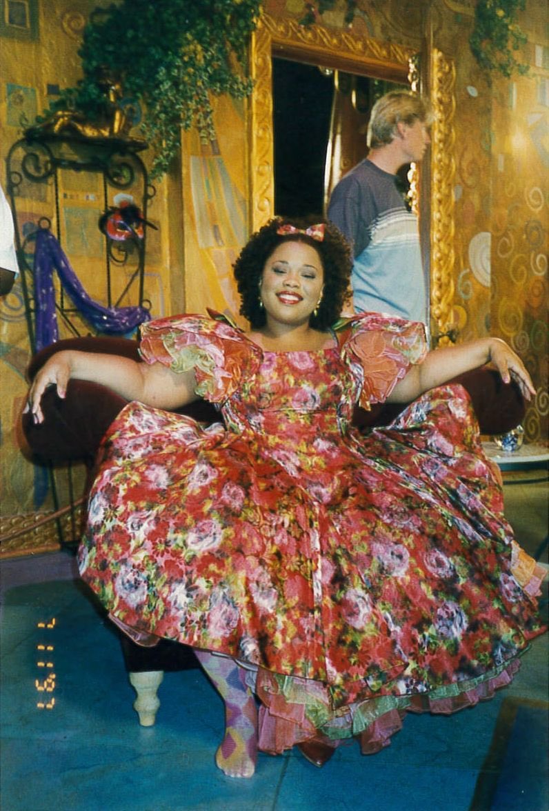 ratedRIAN's tweet photo. RIP  Whitney Houston &amp; Natalie Desselle. 🙏🏾🕊🕊

#Cinderella1997 https://t.co/L0a1T3zRvg