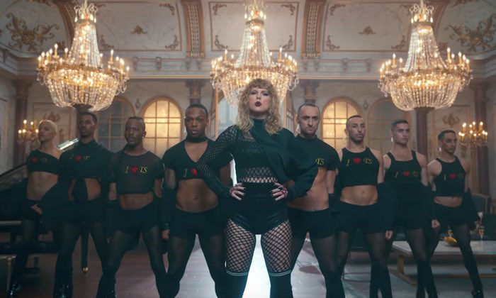 PopBase's tweet photo. 5 years ago today, Taylor Swift released ‘Look What You Made Me Do.’

The comeback marked a moment in pop culture and topped charts worldwide, including the Billboard Hot 100 and UK. It broke the 24-hour YouTube record at the time and served as the lead single to ‘reputation.’ https://t.co/7jKhUzqqWP