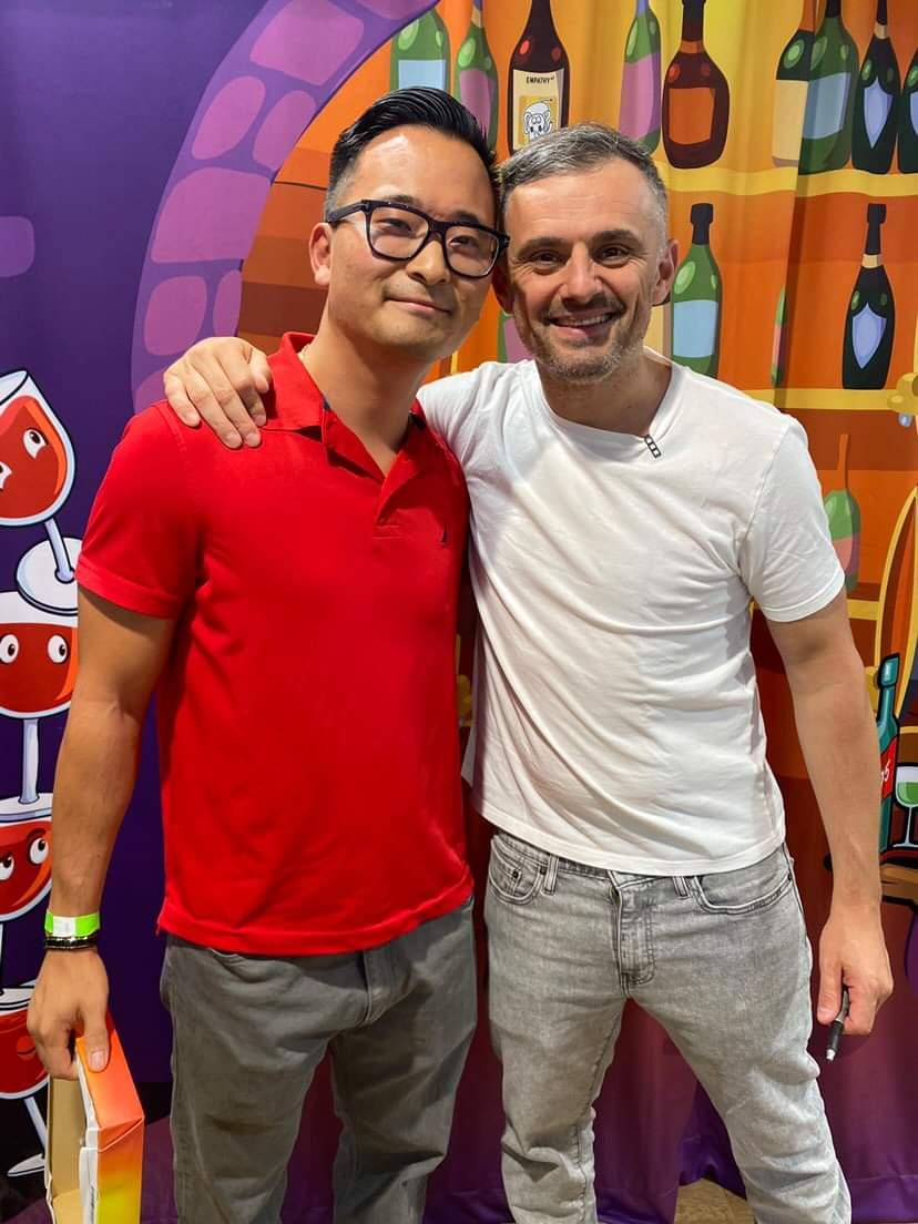 taek2212's tweet photo. I got to ask @garyvee at the 🍷📕event the following question: 
"How do you Scale Kindness?"-Taek 
"Content."-Gary 
Which made me think 🤔
"TaekTok" with a silent A
Scaling kindness through content.

For my 1st content, I'll be donating a VF2 Kind Kudu. Stay tuned &amp; retweet https://t.co/lBUp6ZDybG