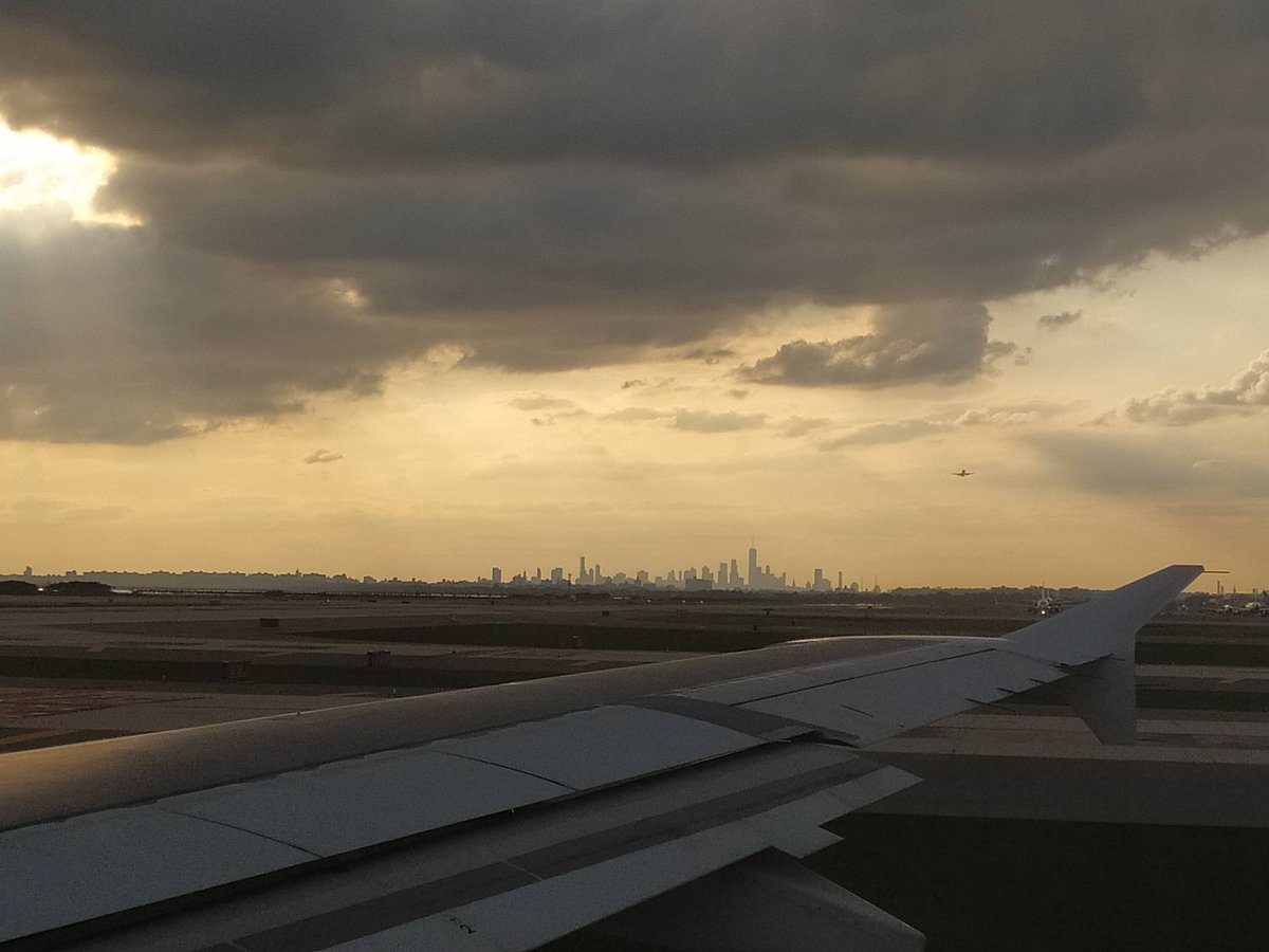 dcarolinacs's tweet photo. NYC https://t.co/XA65jbcMzc