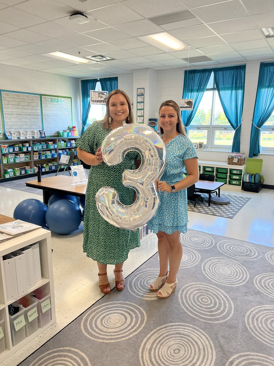 MsWarnerTeaches's tweet photo. It was an action-packed day at @Discovery_elem with Open House &amp; Back to School Night! We loved seeing so many returning Trailblazers and welcoming the new ones. 💙 Can’t wait for Thursday! 3rd grade, here we come!  @midgleyDIS https://t.co/d3bcdXB8iE