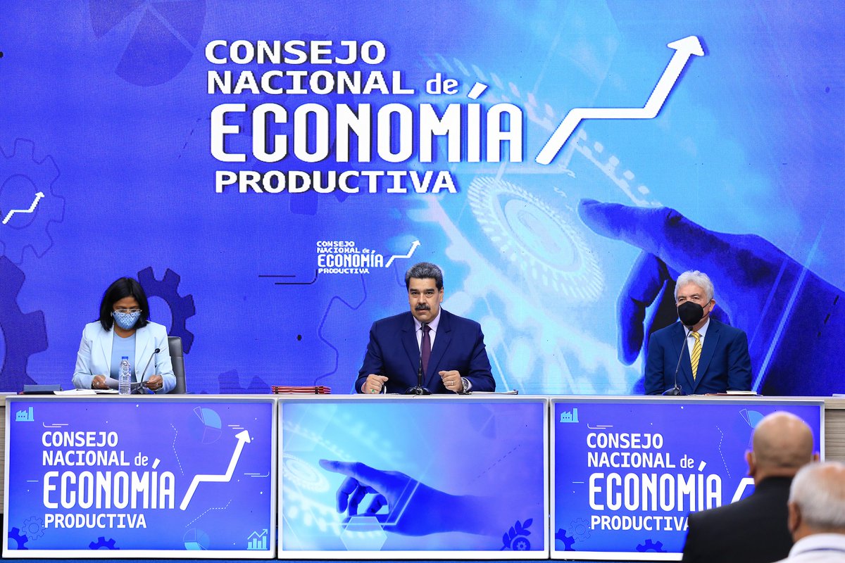 NicolasMaduro's tweet photo. Propusimos al Presidente de Colombia, Gustavo Petro, construir una gran área económica y comercial, entre el Norte de Santander y el estado Táchira. Una Zona Binacional de desarrollo comercial y productivo para el beneficio de nuestros pueblos. ¡Llegó la Hora! https://t.co/ODDGGOak66