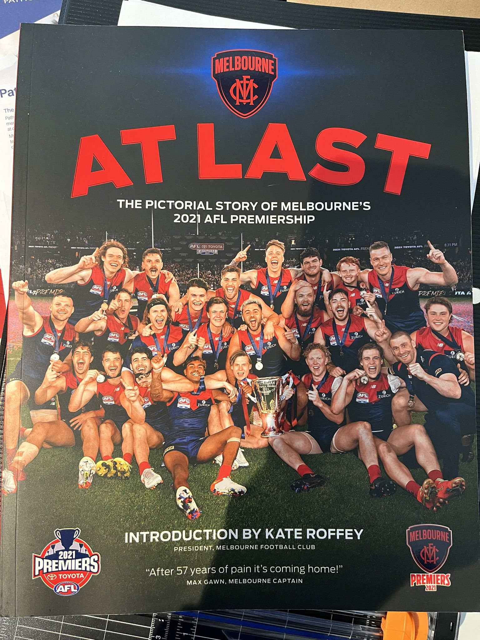 230,073,306 on Twitter "There, on the fucken front cover. What more