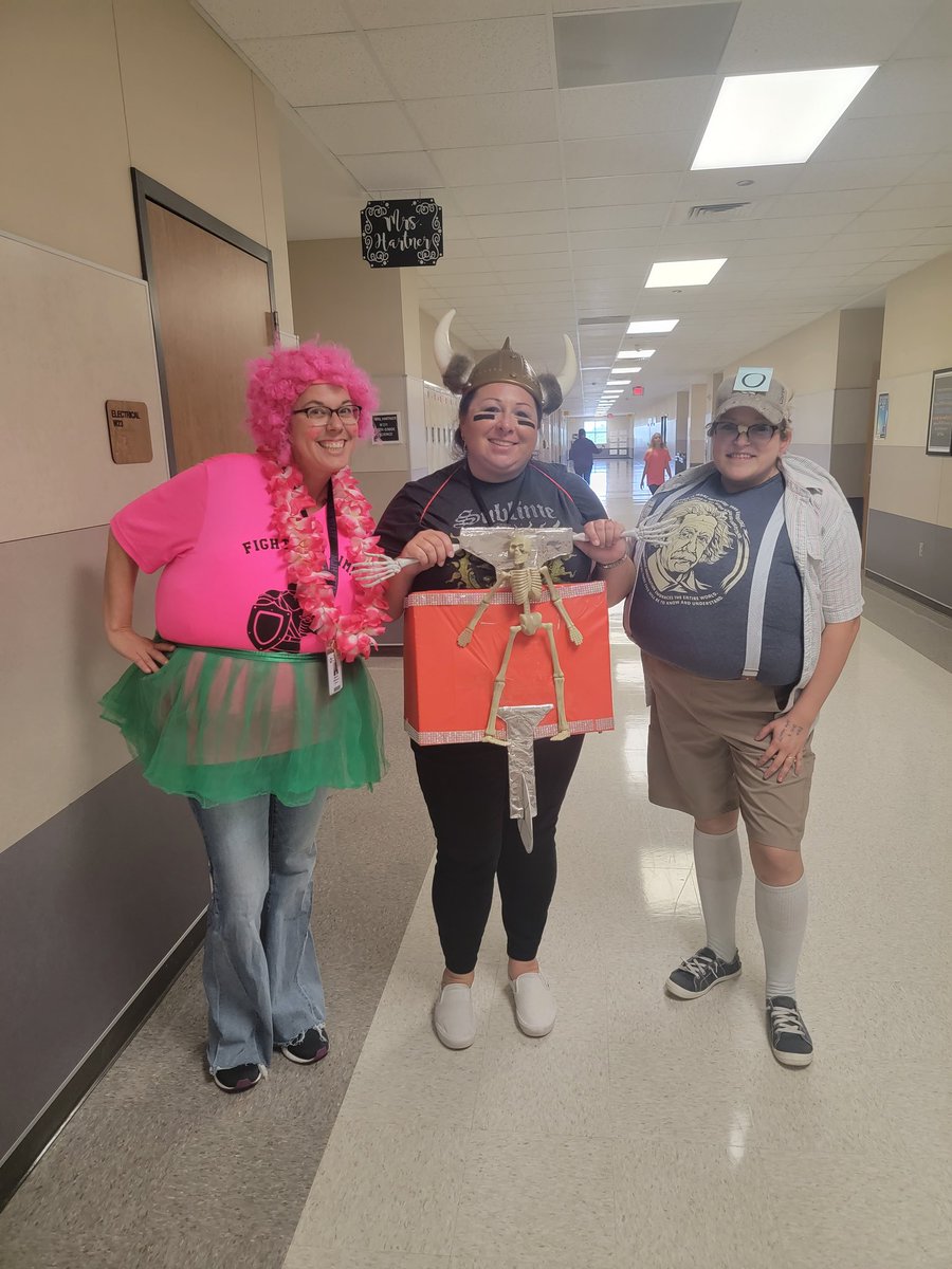 mjhsbears's tweet image. 8th grade science time with an ATOM lesson today! These master teachers know how to make learning fun and engaging for our students! #bearstrong #sciencestars