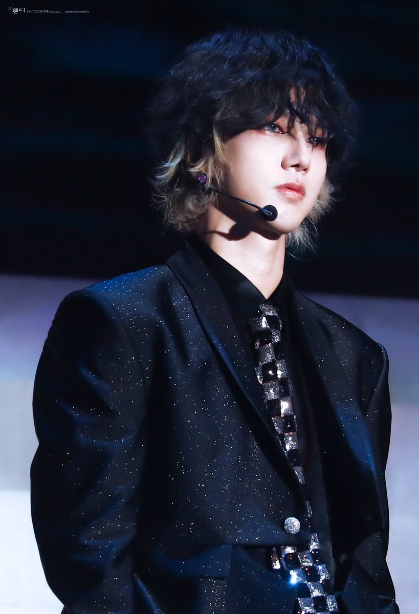 오빠는 항상 세상의 사랑을 받을 거예요💗 계속 행복하게 노래하세요💓 #HappyYesungDay 🎂 #구름왕자_예성_탄신일 #Yesung #예성 #イェソン