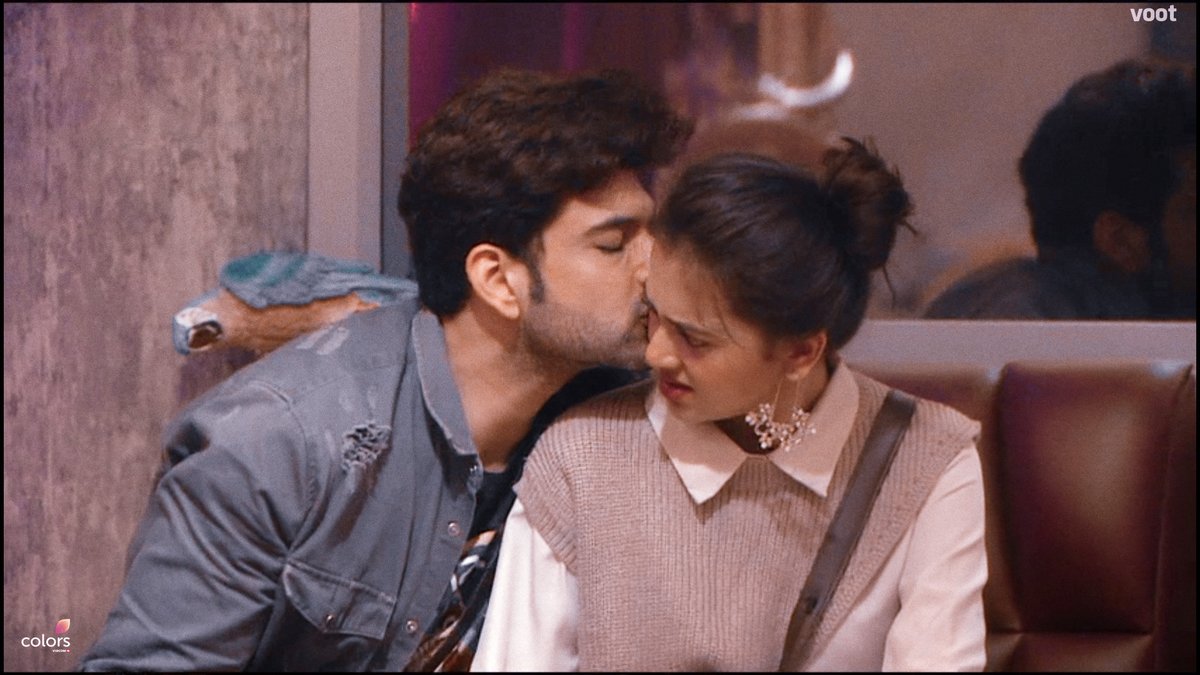 Vidztweetz's tweet photo. 11:11
On this special day I wish the two of you a lifetime of togetherness full of adventures, happiness &amp; romance. May you stay the same chaotic "Sunny &amp; Laddoo" &amp; fulfill all your dreams together. Wishing you a happy forever!
EVIL EYES OFF TEJRAN
#TejRan ♥️🧿 https://t.co/3vY25bi3BL