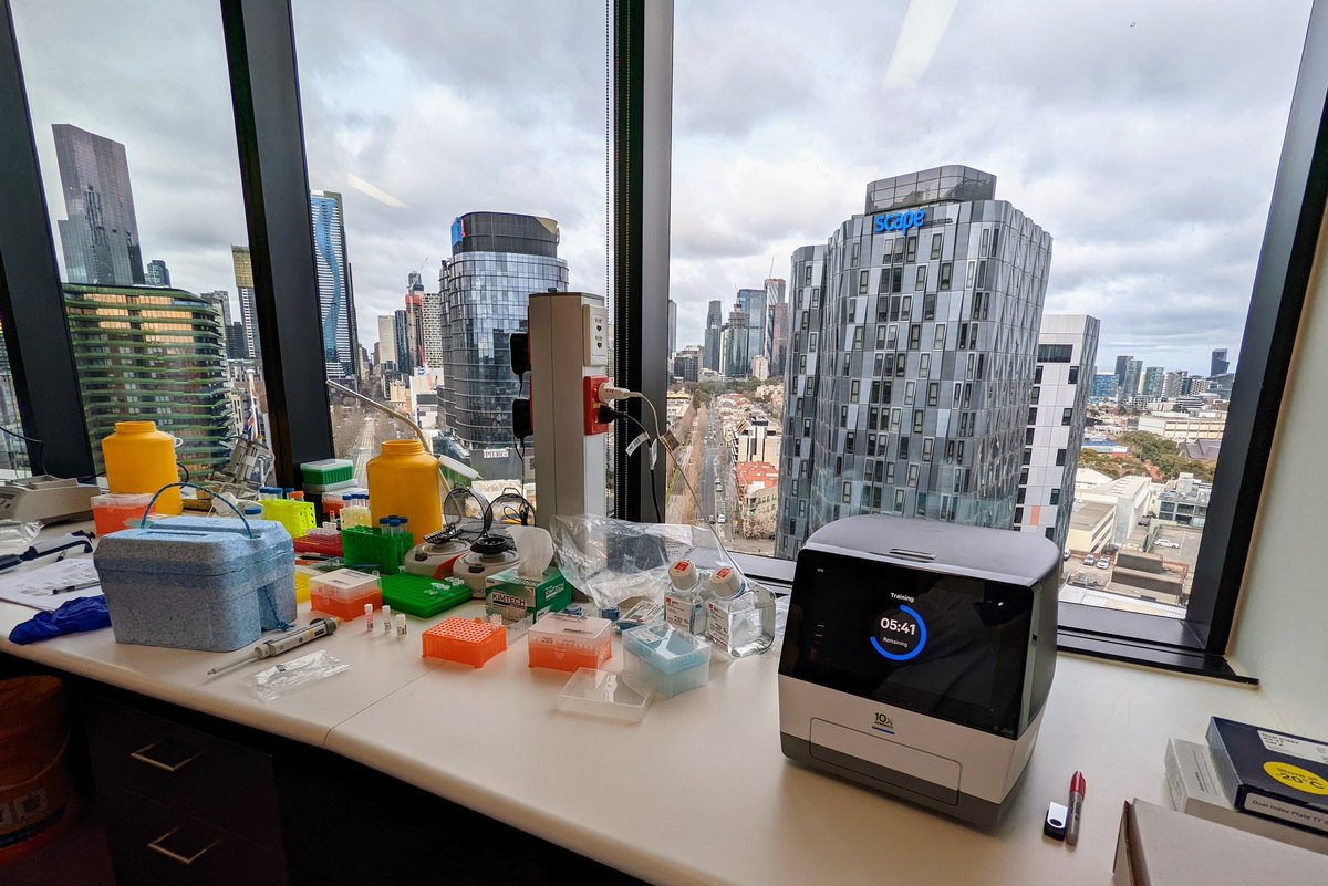 Gerry Ma (@gerry_z_ma) on Twitter photo One of the better views a <a href="/10xGenomics/">10x Genomics</a> Chromium iX could have. Thanks to <a href="/DrAmandaLee/">Amanda Lee</a> and the <a href="/PeterMacRes/">Peter Mac Research</a> Molecular Genomics Core for being an excellent team to train, and for providing such an awesome view!
#singlecell #singlecellsequencing #sequencing #scrnaseq #10xgenomics One of the better views a <a href="/10xGenomics/">10x Genomics</a> Chromium iX could have. Thanks to <a href="/DrAmandaLee/">Amanda Lee</a> and the <a href="/PeterMacRes/">Peter Mac Research</a> Molecular Genomics Core for being an excellent team to train, and for providing such an awesome view!
#singlecell #singlecellsequencing #sequencing #scrnaseq #10xgenomics