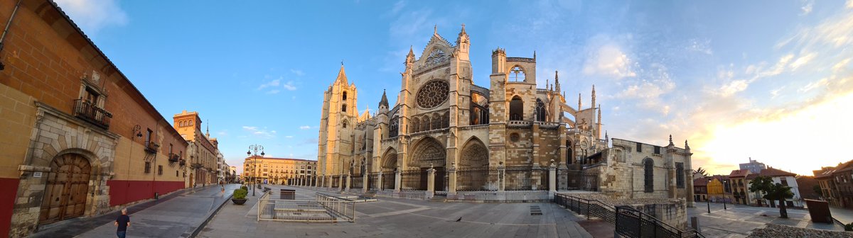vicentibus's tweet photo. No se puede esconder lo que es fingido ¡Buenos días! #leonesp #VenALeon #LeonEstaDeModa #CunaDelParlamentarismo #LeonBiosphereDestination #MontañaLeonesa #PáramoLeonés #Astorga #Bierzo #Omaña #Luna #Babia #Laciana #LaCepeda #Cistierna #Boñar #Ponferrada #Órbigo #Coyanza https://t.co/fd6vFxEwLX
