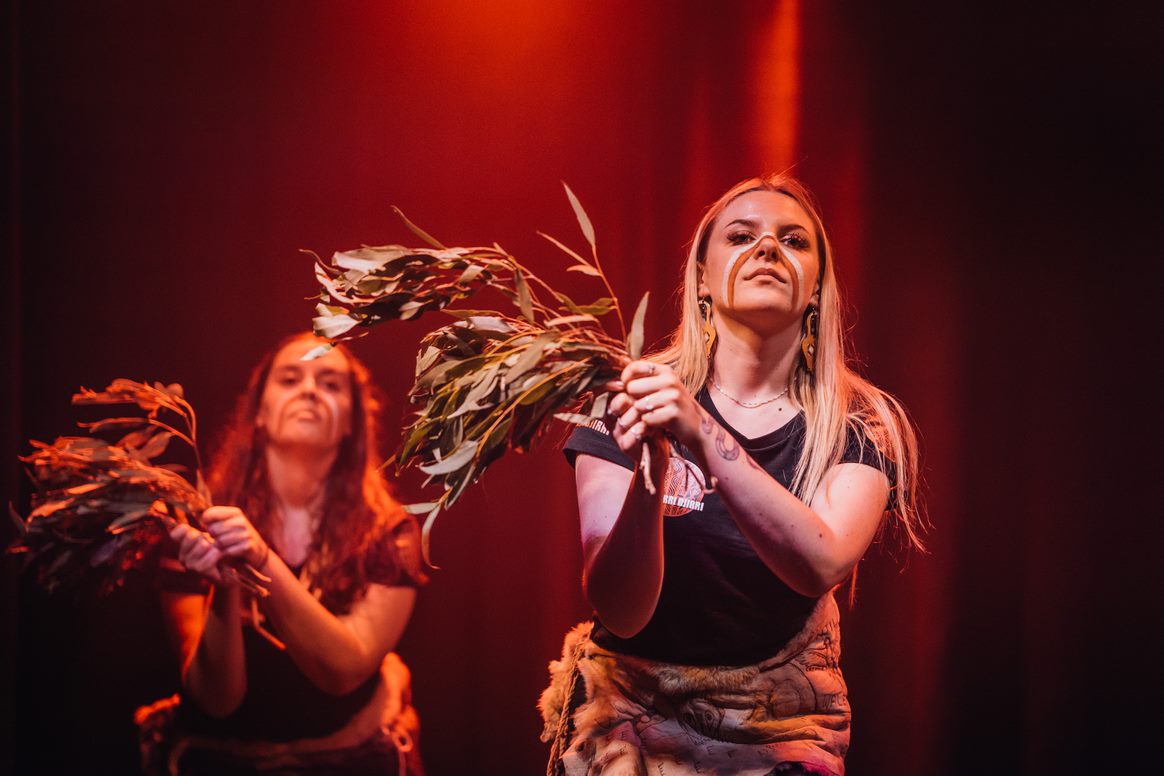 fusedarebin's tweet photo. Ganbu Gulin, our Spring opening event, celebrates First Nations culture. Check out the deadly line-up: DRMNGNOW; BUMPY, NEON NGARGEE/AMOS ROACH; MPATHSOUL; DJIRRI DJIRRI; KOORIE YOUTH WILL SHAKE SPEARS.
3 Sep, Ray Bramham Gardens
https://t.co/AWwt5EdGhW
#GanbuGulin #changethedate https://t.co/G0bjhcamlQ