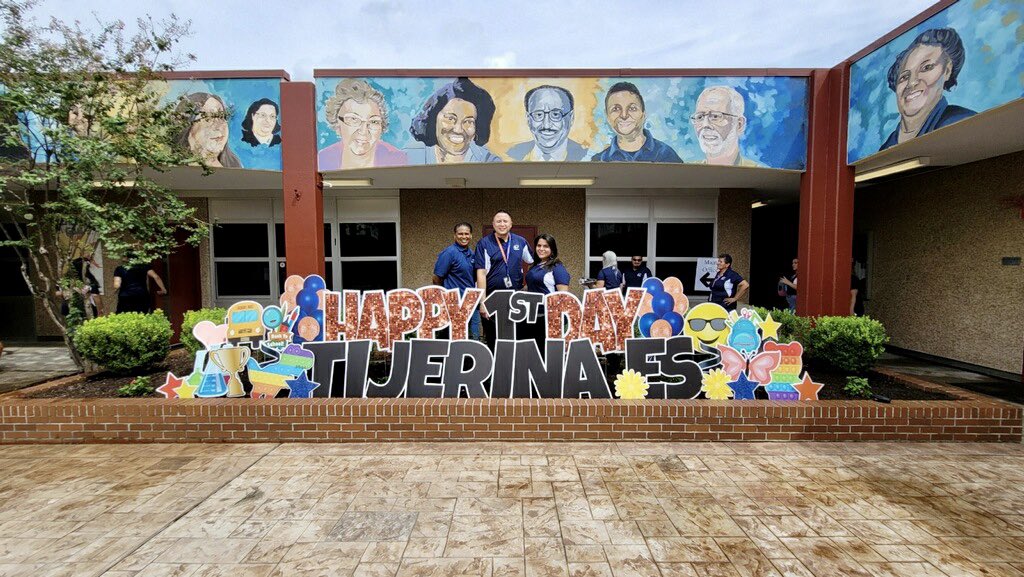 SjMottu's tweet photo. @Tijerinaes has the best staff in @TeamHISD! Thank you @HISD_HPE and @HISDECH for supporting our campus on the 1st day of school. #buildingandgrowing @Erwin_Garcia_ @tarrynce @IMarquez2020 @RE_TijeES @fceaser https://t.co/oOUiUn7Djf
