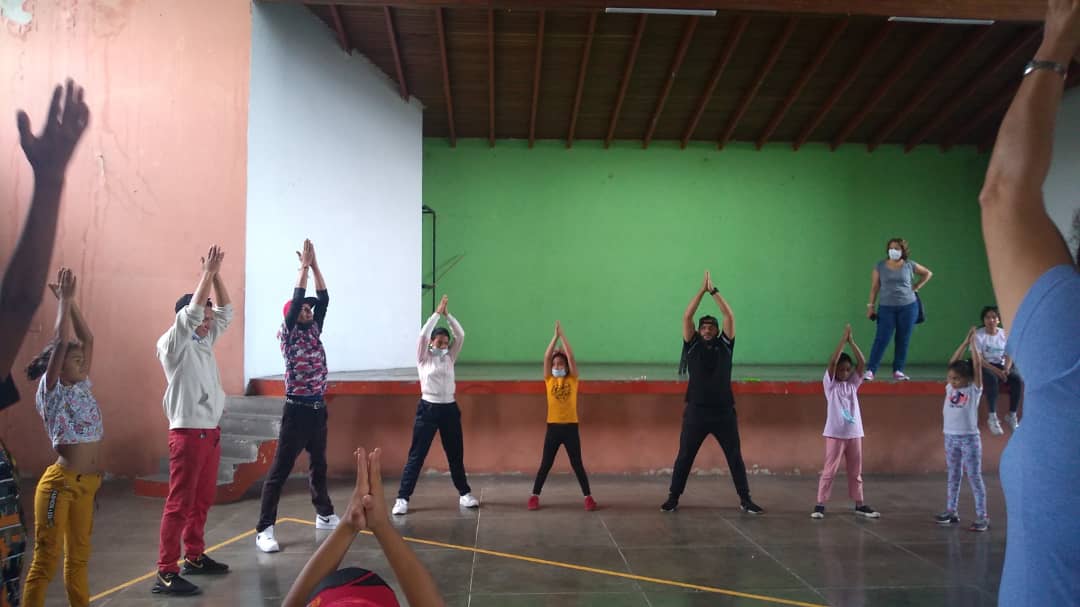 Escuelas Abiertas Circuito 13
<a href="/Berzabethg1/">Berzabethgandicaoficial</a> <a href="/MPPETachira/">ZonaEducativaTáchira</a> @MPPEDUCACION <a href="/EeTachira/">Especial Tachira</a> @ZonaEducTachira