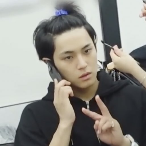 random mingyu (@randommingyu) on Twitter photo 