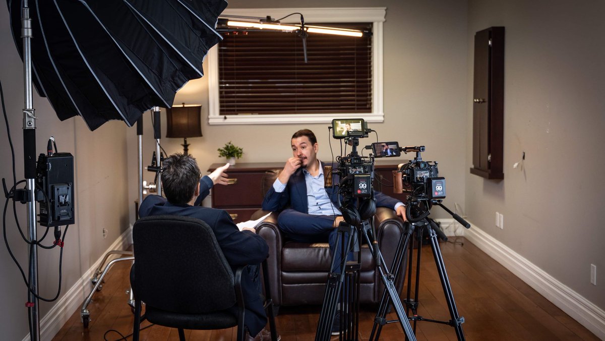 DMorneau's tweet photo. Tournage #vidéos de Doublelight Productions International pour un client amérindien, Laflesche, qui fabrique des masques technos 3D.
#DoublelightProductionsInternational shooting #videos for a native client, Laflesche, which manufactures 3D Techno masks #DoublelightProductions https://t.co/PEmdlFVTgH