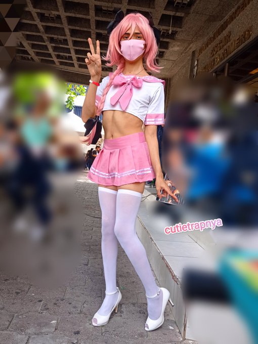 1 pic. The cosplayer ✨💗 /// The cock 🍓💕 https://t.co/vyVbkL2kzY