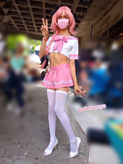 1 pic. The cosplayer ✨? /// The cock ?? https://t.co/vyVbkL2kzY