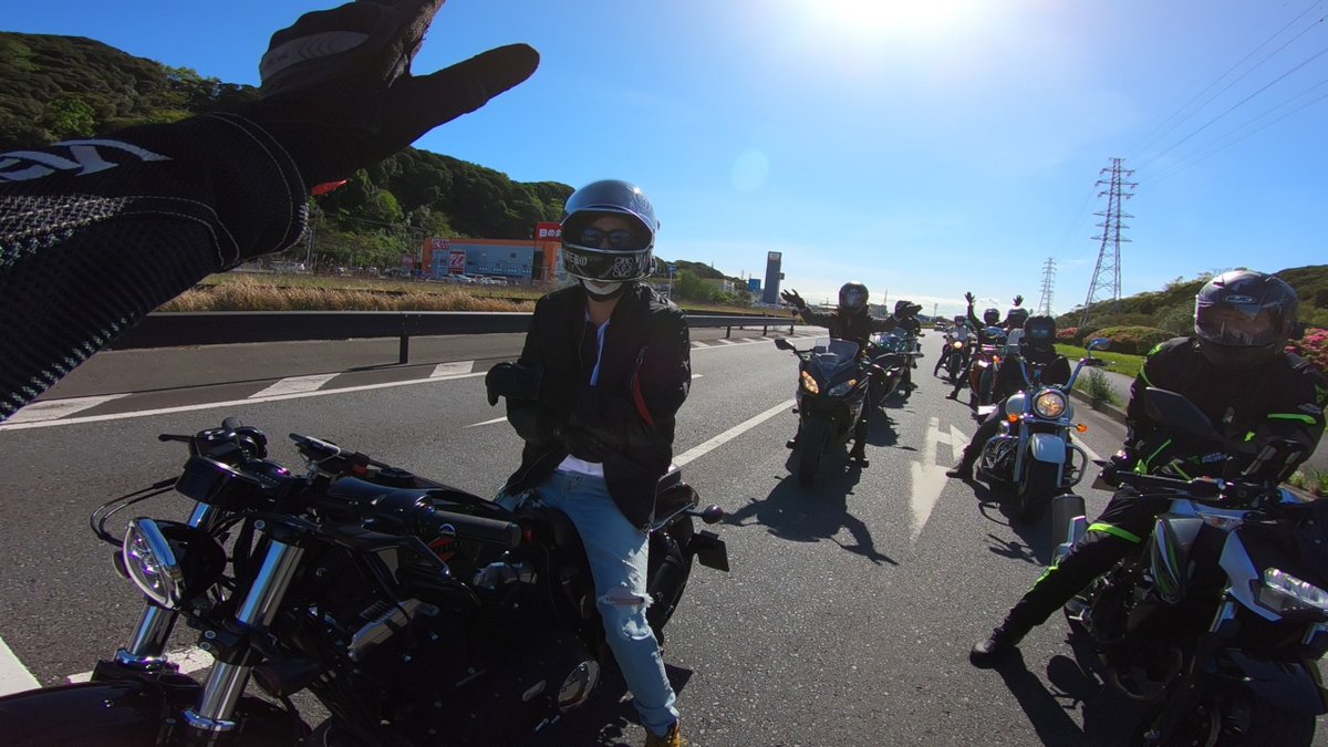 NoRio_B4R's tweet photo. 【モトブログ】ライダーになり人生が変わった～総集編～【YZF-R6】2022.08.24 21:00 後悔

動画UPしまーす☆

YouTube
⇩⇩⇩⇩
https://t.co/BRJNVn9TTQ

#duke 
#cb400four 
#z1000r 
#yzfr6 
#yamaha 
#yamahar6 
#モトブログ 
#wildcrazy
#爆音
#直管 
#フルエキ 
#アクラポビッチ 
#感謝の気持ち https://t.co/hW4sAlVjDO