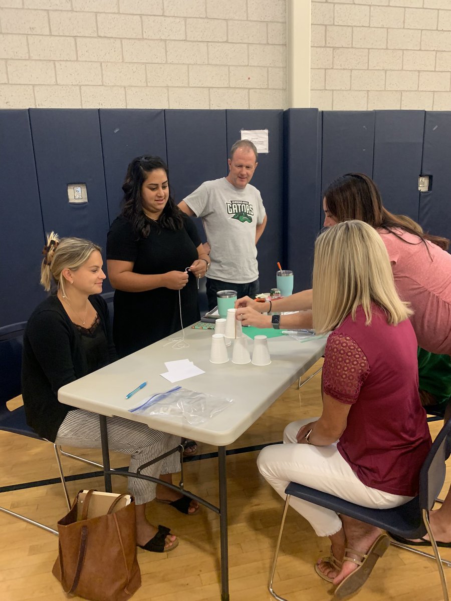 erikakoz's tweet photo. Welcome back Greene-Hills Staff πππ It was an amazing day of learning, team building, staff challenges and of course raffles! #GatorNation #SquadGoals #WelcomeGators #GHS #CupChallenge @GHillsGators @BristolCTSchool https://t.co/qYl5oKj2NV