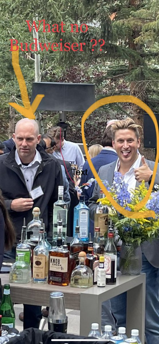 CTAdodge's tweet photo. @NeuLabBoulder @SPRIVail @derekmathers @Mike84Floren I’m sure the guy on the right is a relative of an childhood friend https://t.co/pxdxBma9Ie