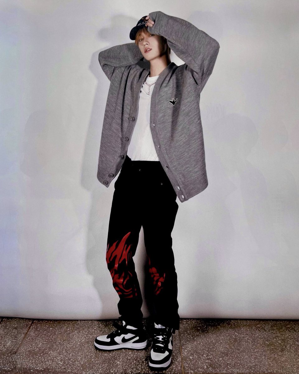 KISSYJEONS's tweet photo. juyeon for dazed korea, september 2022 https://t.co/LbK5HlnrYm