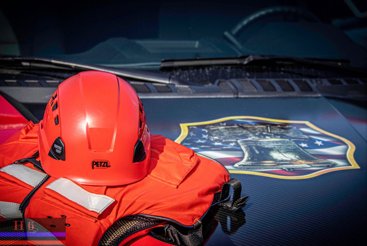 Thank you to <a href="/H6_Photo/">H-6 Photo</a>  for documenting the SERT Dive Rescue training held in Independence today.  <a href="/IndependenceOH/">Independence, Ohio</a> <a href="/Independence_OH/">City of Independence Ohio</a>