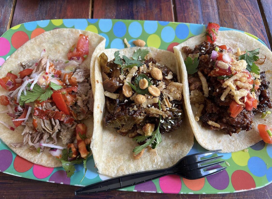 AmericanPaisa's tweet photo. You meet a fine ass woman…
 she invites you to her pad for taco night. She serves your this. Wyd https://t.co/gzQ4H8e6lc