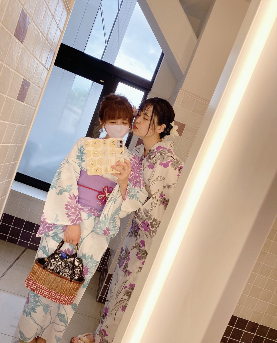 「3人で浴衣着て浅草散策したきょうさんがかわいい着物と帯選んでくれましたありがとう」|かみやのしっぽのイラスト