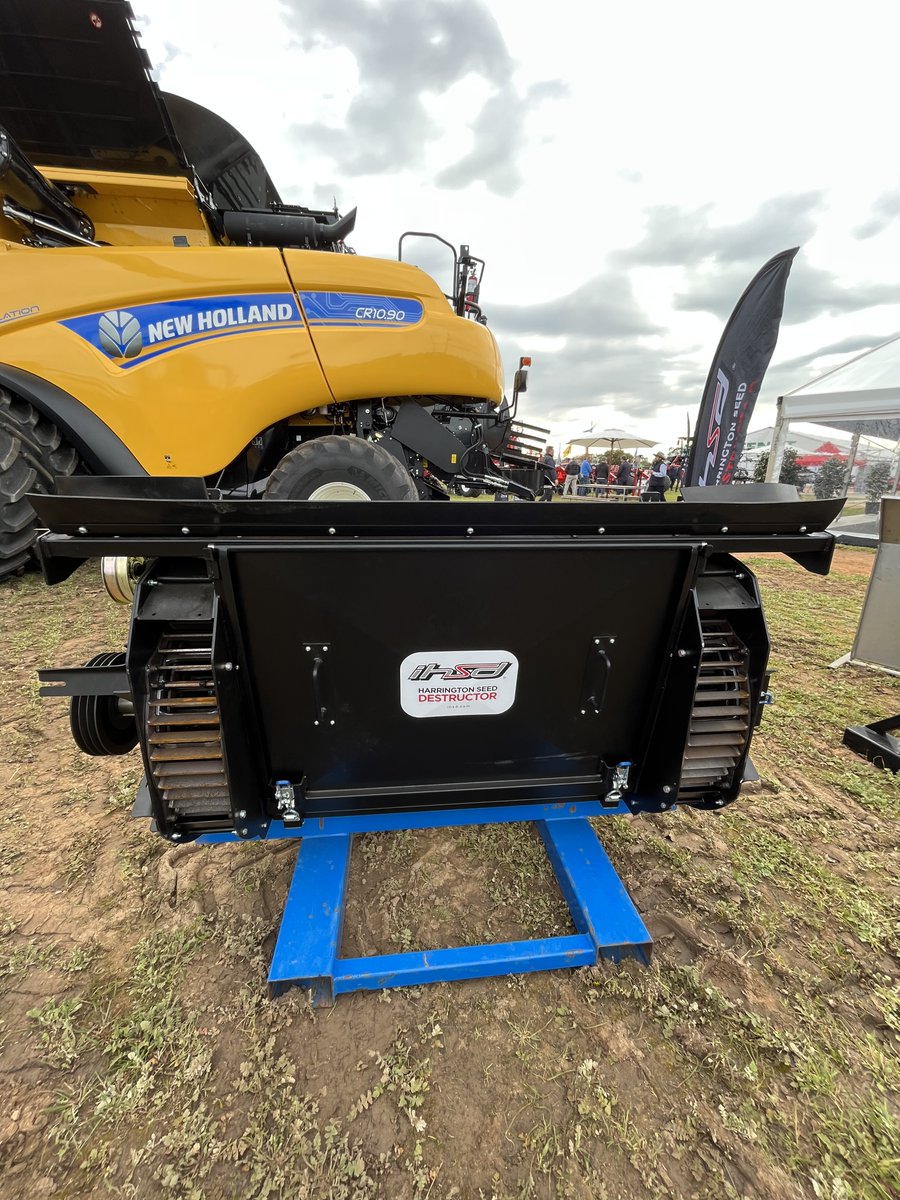 SeedDestructor's tweet photo. Day 1 @DowerinFieldDay - We are ready to chat all things harvest weed seed control #HWSC 🤩🎯🌱
#dowerinfielddays #iHSD #SeedDestructor #SimplerBetter #HerbicideResistance #Farming #ImpactMills #TheExperts https://t.co/IIEe1SWm2Y