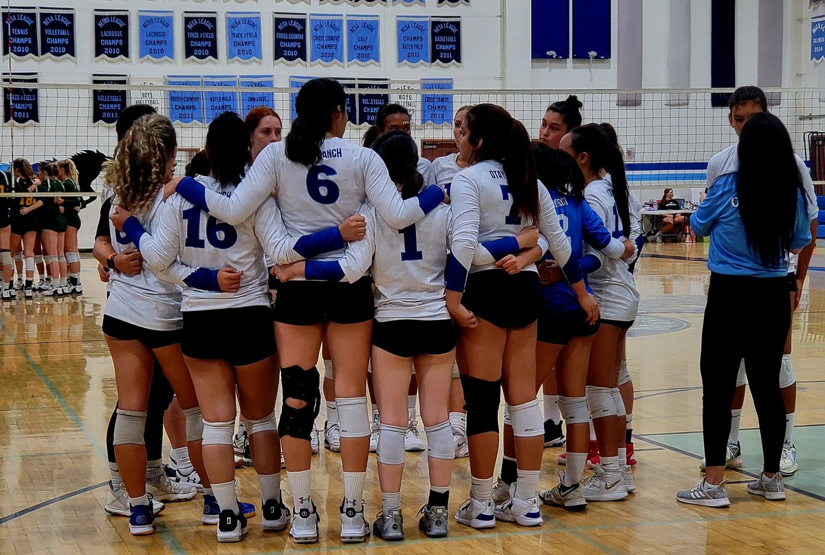 Progress over perfection. <a href="/ORHmustangs/">Otay Ranch High</a> #GoBigBlue #MustangPride #ThisIsOtay #SUHSD #ORHS #highschool #volleyball #ladymustangsvolleyball
#LadyMustangs