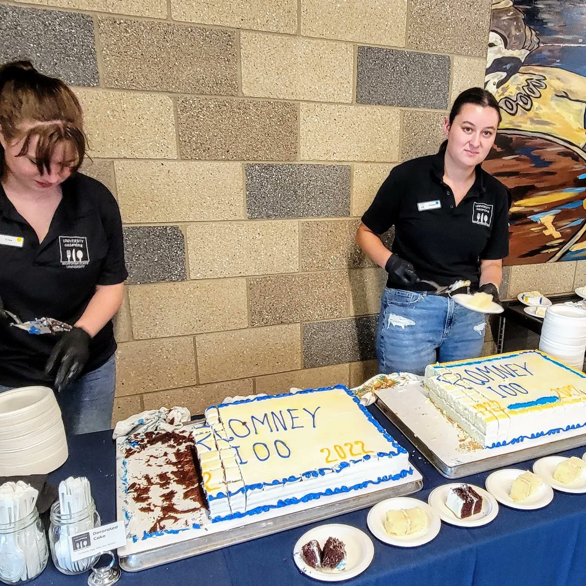 TroyDowningMT's tweet photo. Great time catching up with friends and celebrating the 100th birthday of Romney Hall.

Montana State University is a land grant university. My roll as a member of the Board of Land Commissioners is to maximize income from State Trust Land to fund education.

#LandBoard #Bobcats https://t.co/5LQS3oVBjX
