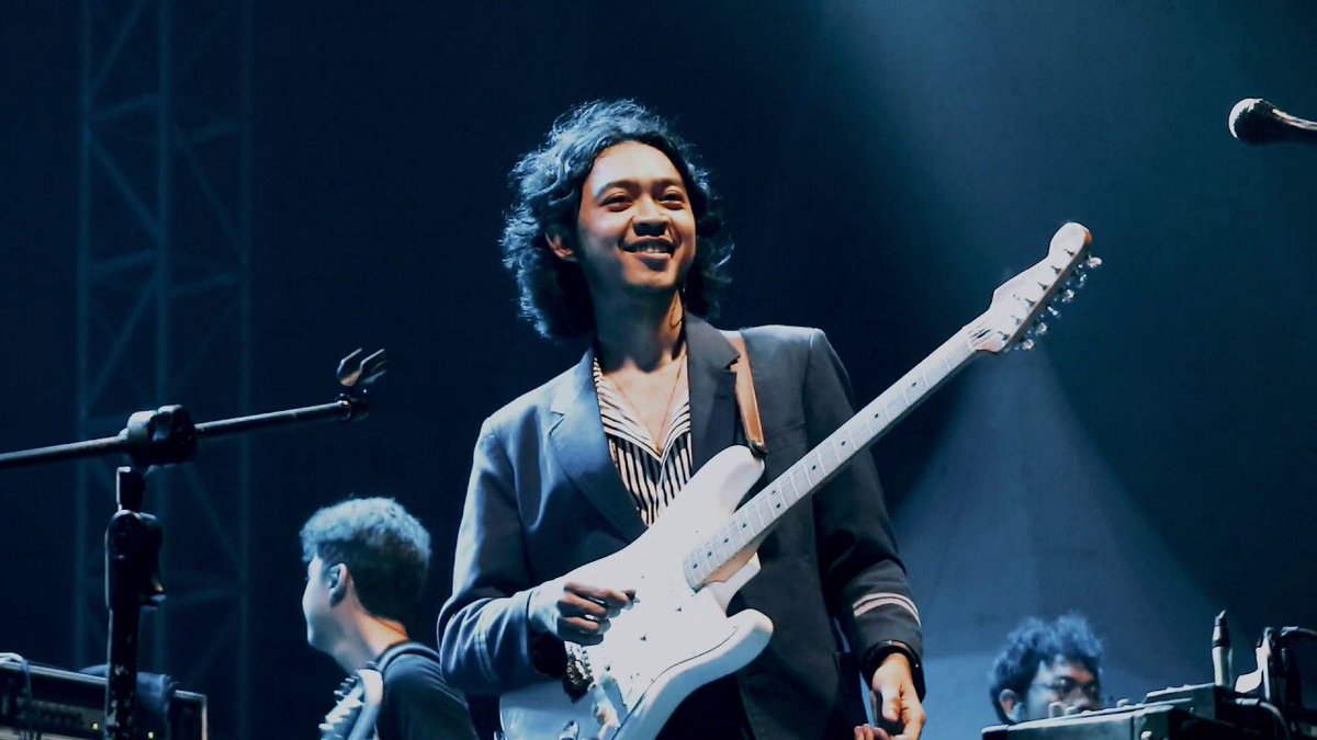 xdidiandrax's tweet photo. latest updates for indo music fans in Malaysia! 🇲🇾🇮🇩

31 aug: Nidji

3 sept: Pamungkas
9 &amp; 10 sept: Dewa 19
11 sept: Ahmad Band &amp; Mulan Jameela

1 &amp; 2 oct: Fourtwnty
14 oct: Maliq &amp; D’Essentials
31 oct: Fiersa Besari

19 nov: Ungu https://t.co/i9PxgqfsPI